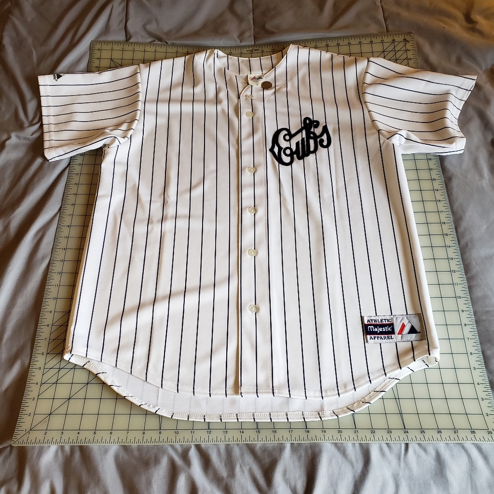 2010 Chicago Cubs souvenir Jersey XL Wrigley